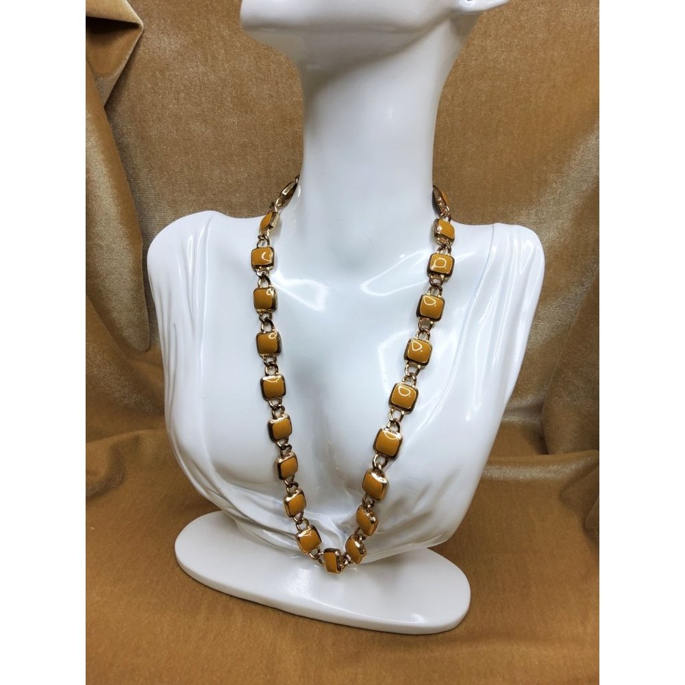 vintage gold tone sand color acrylic beads link necklace